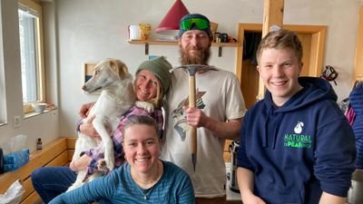 I'm sorry, I can't recognize what is shown in the picture.