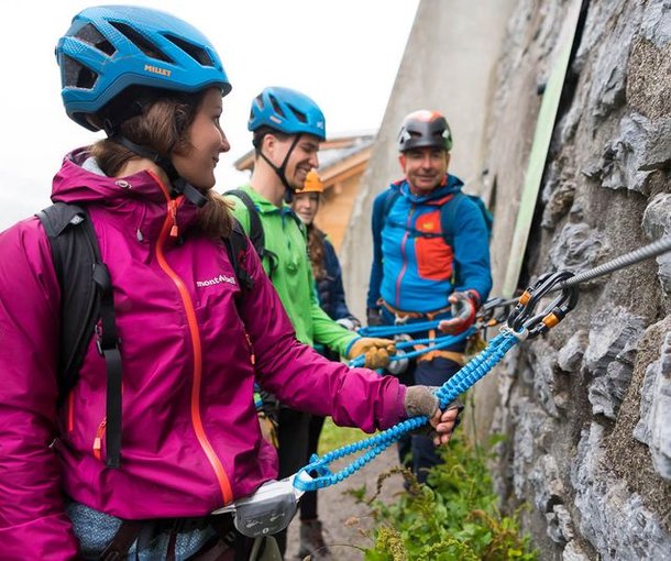 Group starts the via ferrata Mürren