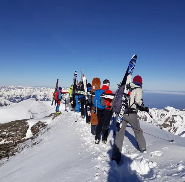Ski tourers on the summit of Schwalmere.