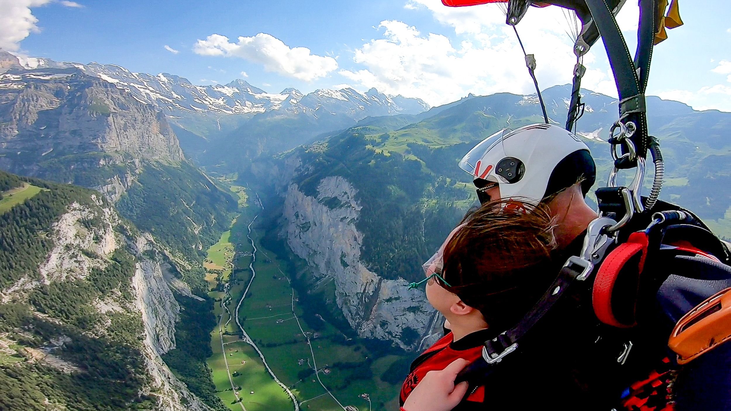 Lauterbrunnen – The Waterfall Valley Jump