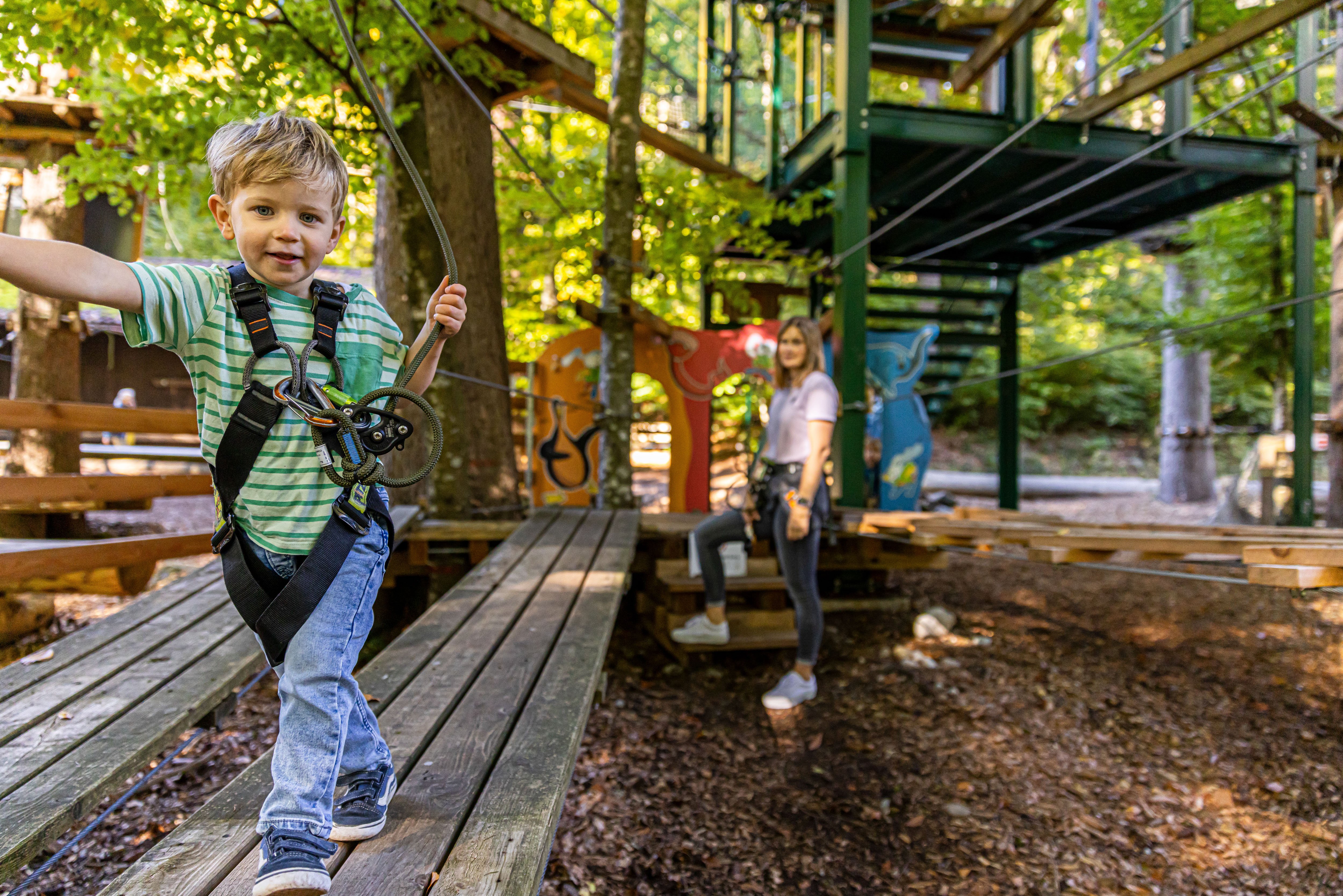 Seilpark mit Kindern: Welcher Parcours ab welchem Alter?